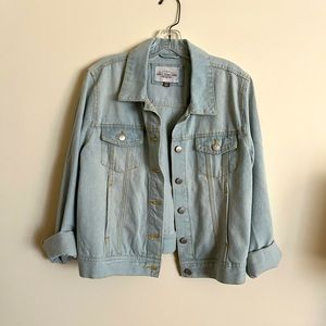 Light Wash Denim Jacket with Pockets